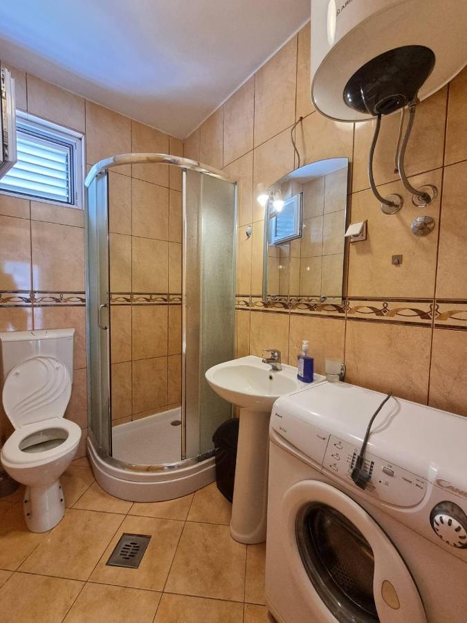 Dom Apartment