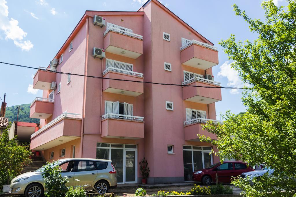 Apartment Dom