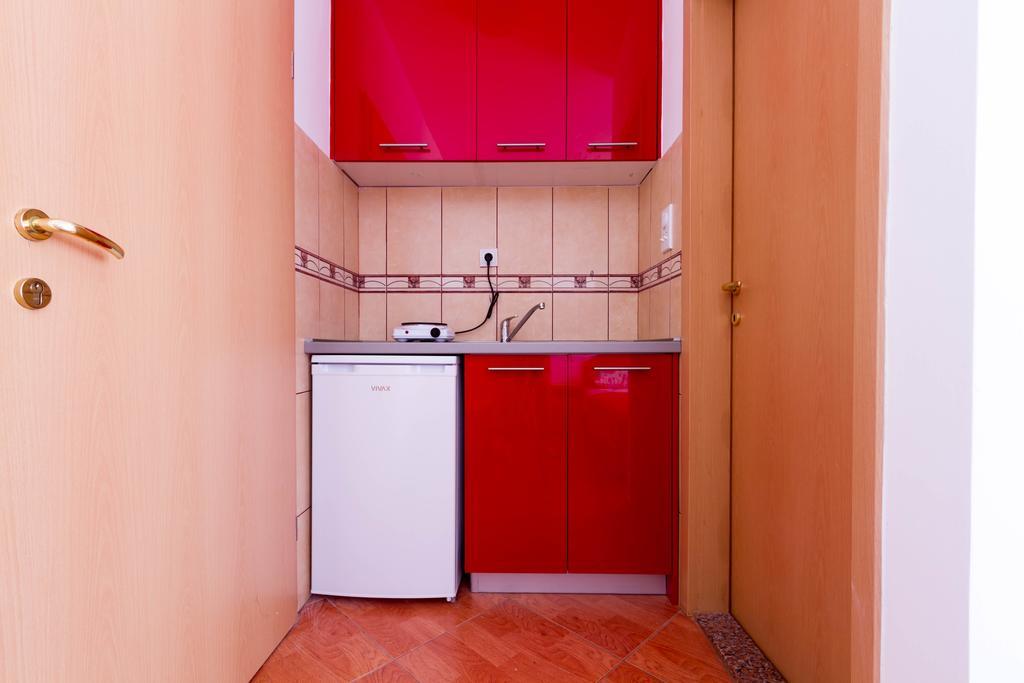 Dom Apartment